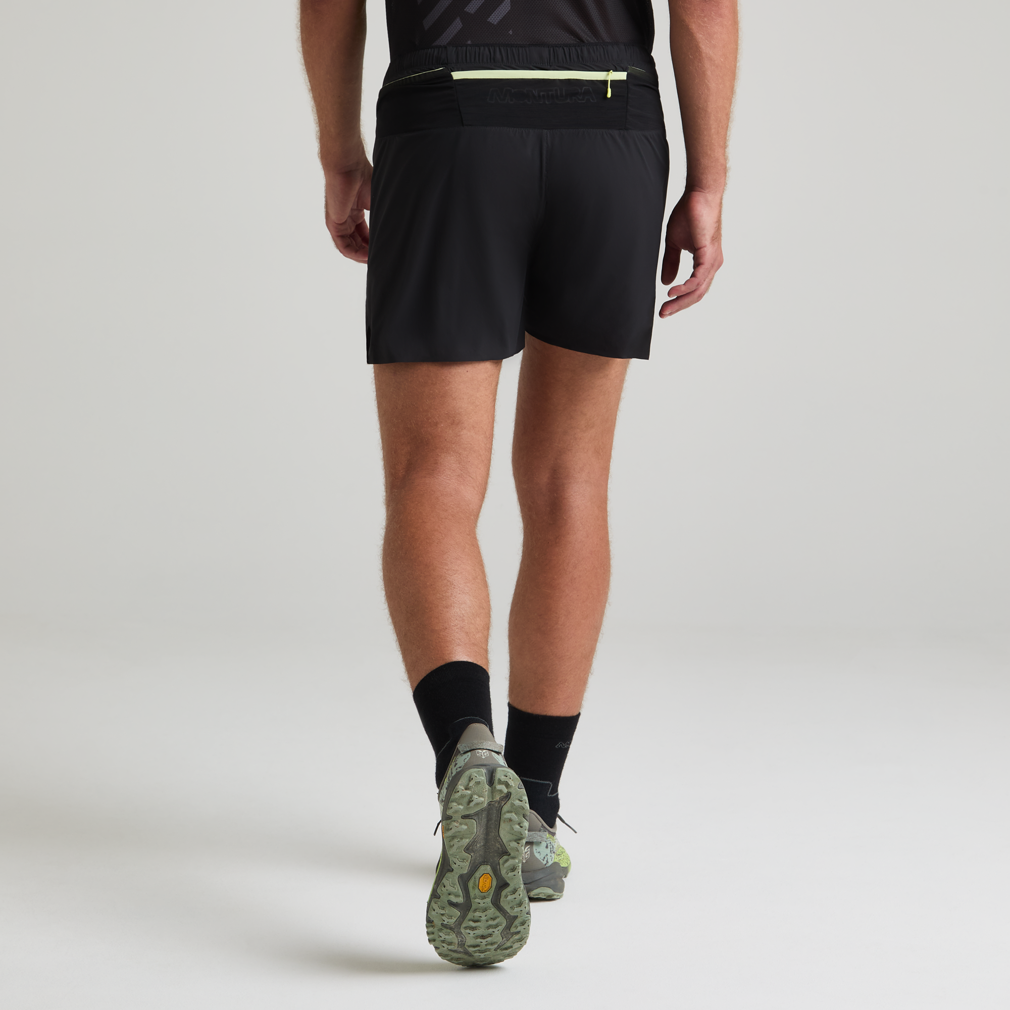 montura-shadow-2-shorts-pantaloncini-running-uomo-traspiranti image 2