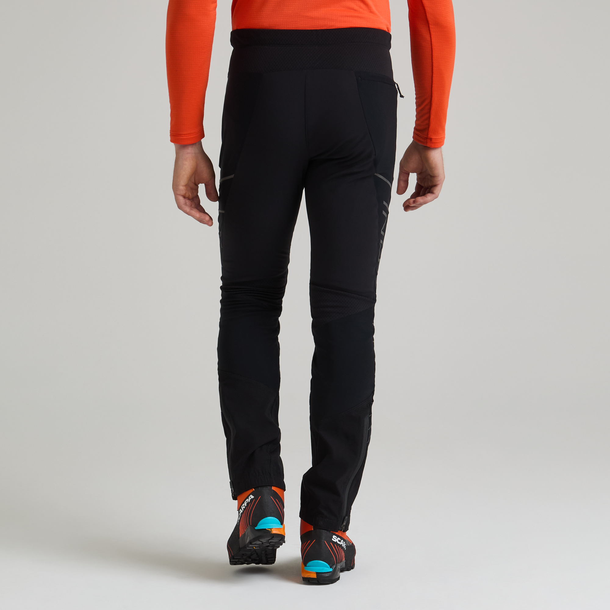 montura-inox-pants-pantaloni-softshell-uomo image 4