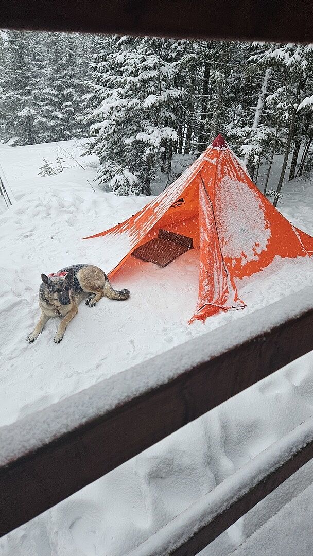 Bivacco inverno con cura