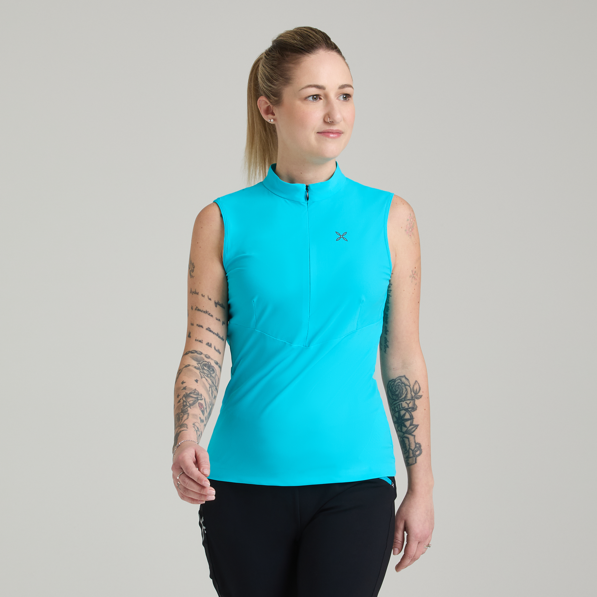 montura-sensi-zip-canotta-woman-canotta-sportiva-donna-con-zip-frontale image 6