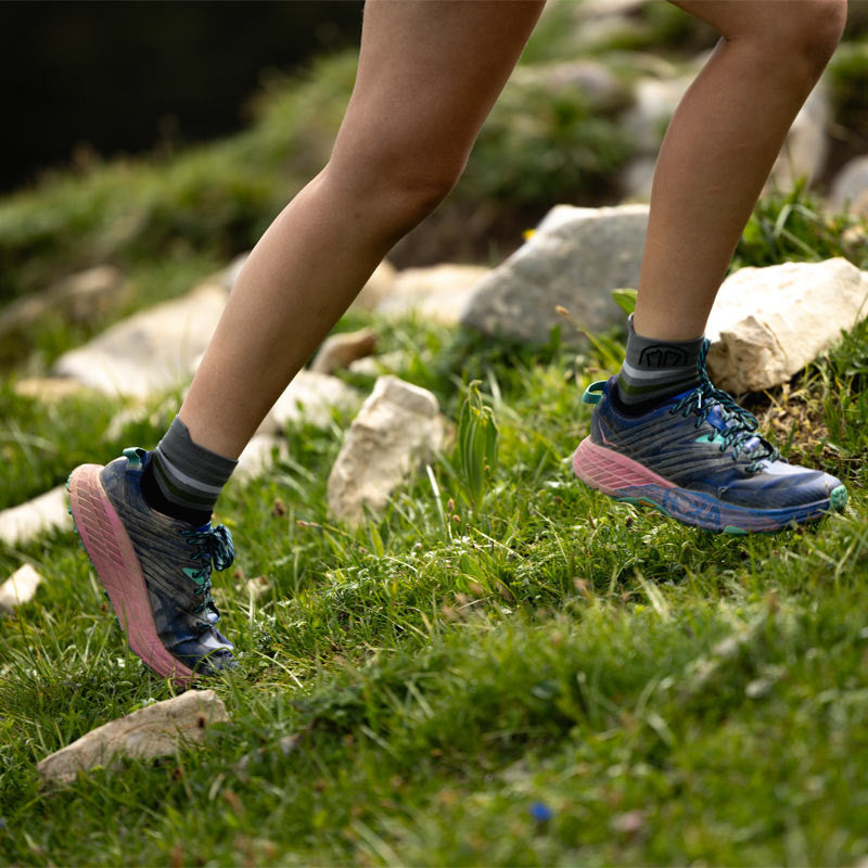 sidas-run-anatomic-light-ankle-calze-running-black-dark-grey image 2
