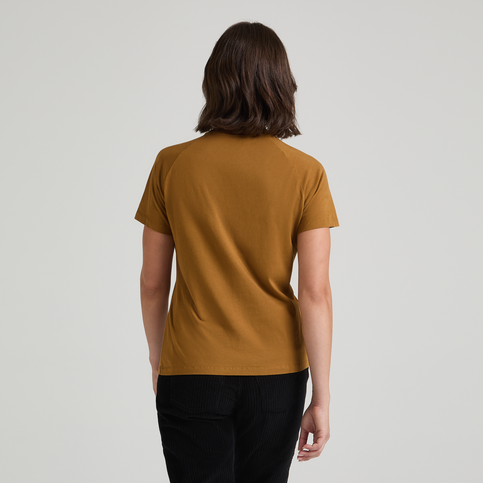 montura-minimal-logo-t-shirt-donna-maglietta-cotone-bio image 8