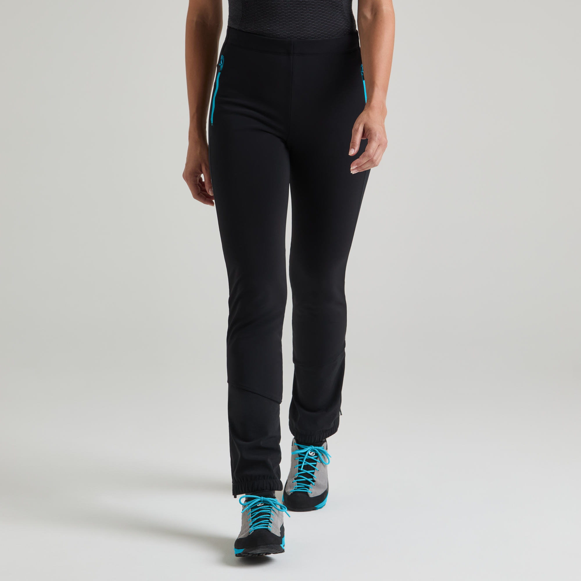 montura-poison-pants-woman-pantaloni-softshell-donna-windtex-pro-meteo-3-strati image 2