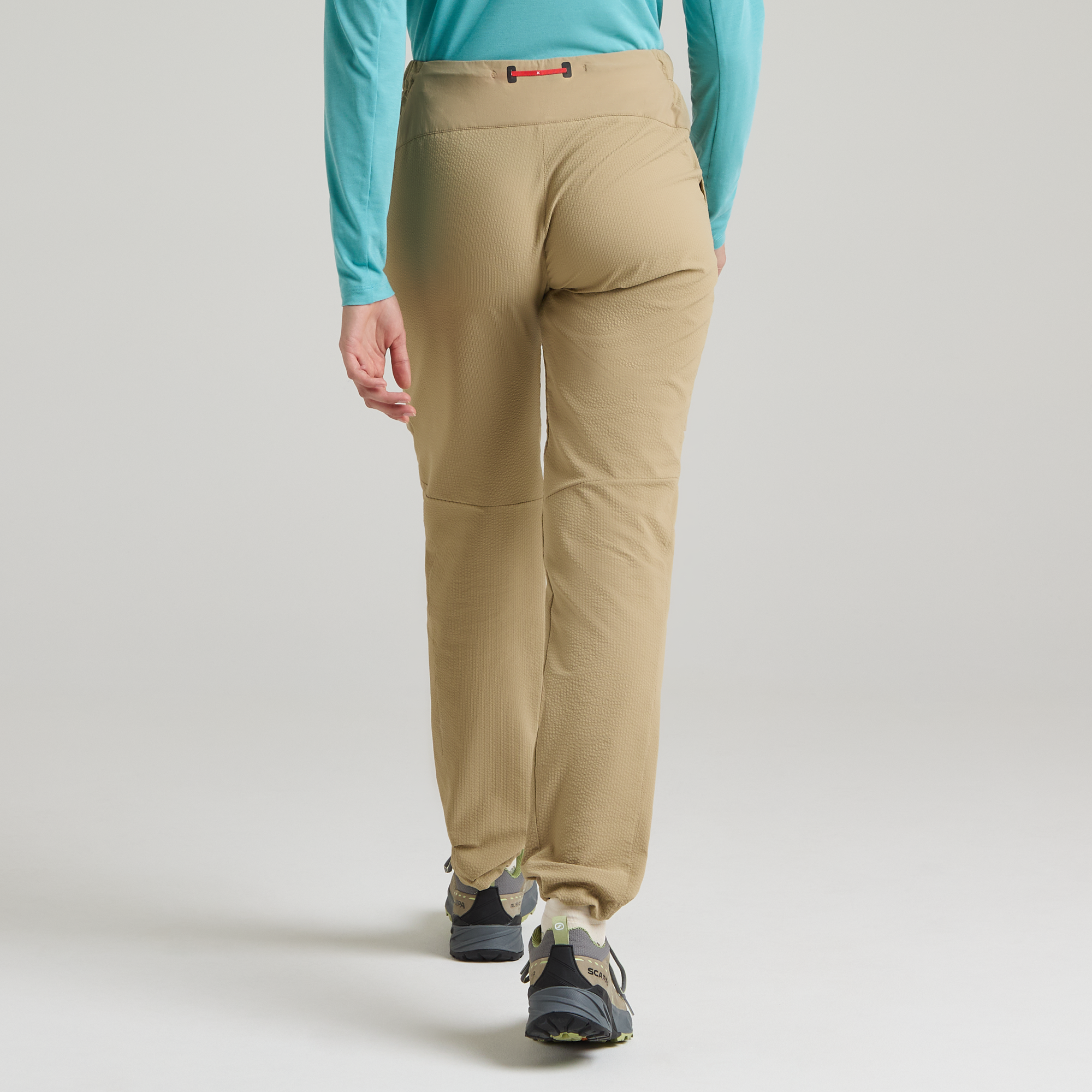 montura-versante-5-cm-pants-woman-pantaloni-donna-cropped image 6