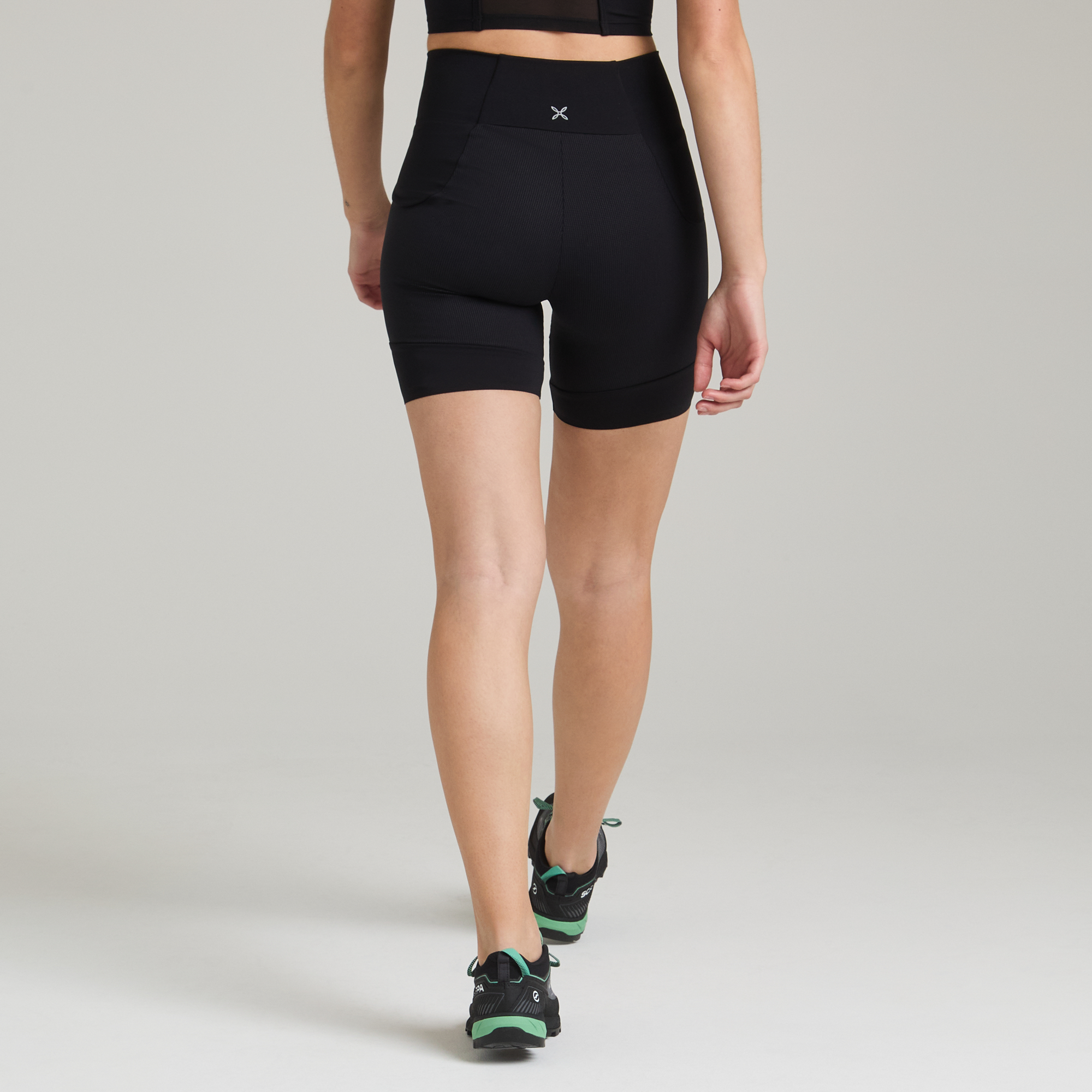 montura-crimp-shorts-donna-pantaloncini-arrampicata-elasticizzati image 4