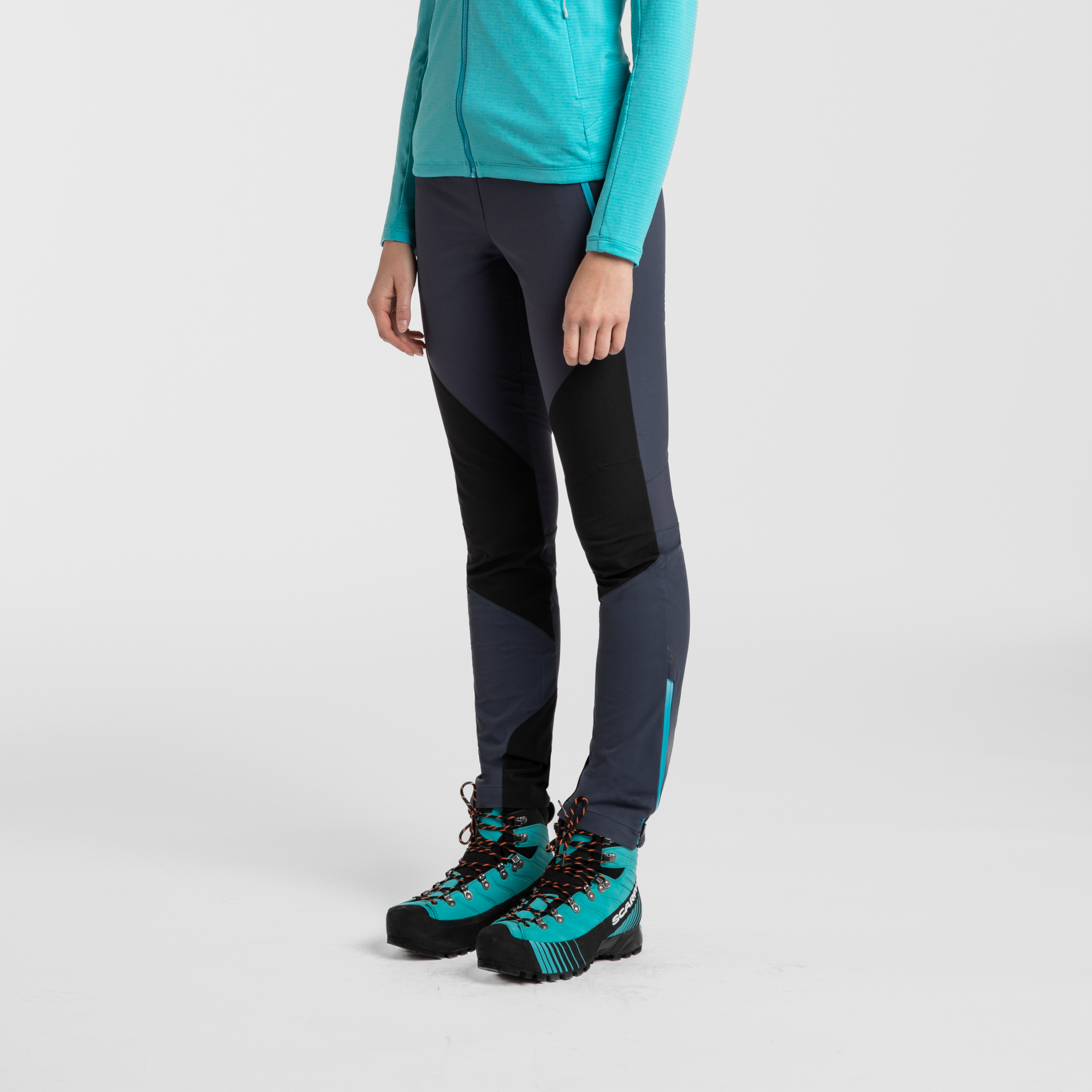 montura-vertigo-light-3-pants-woman-pantalone-alpinismo image 3