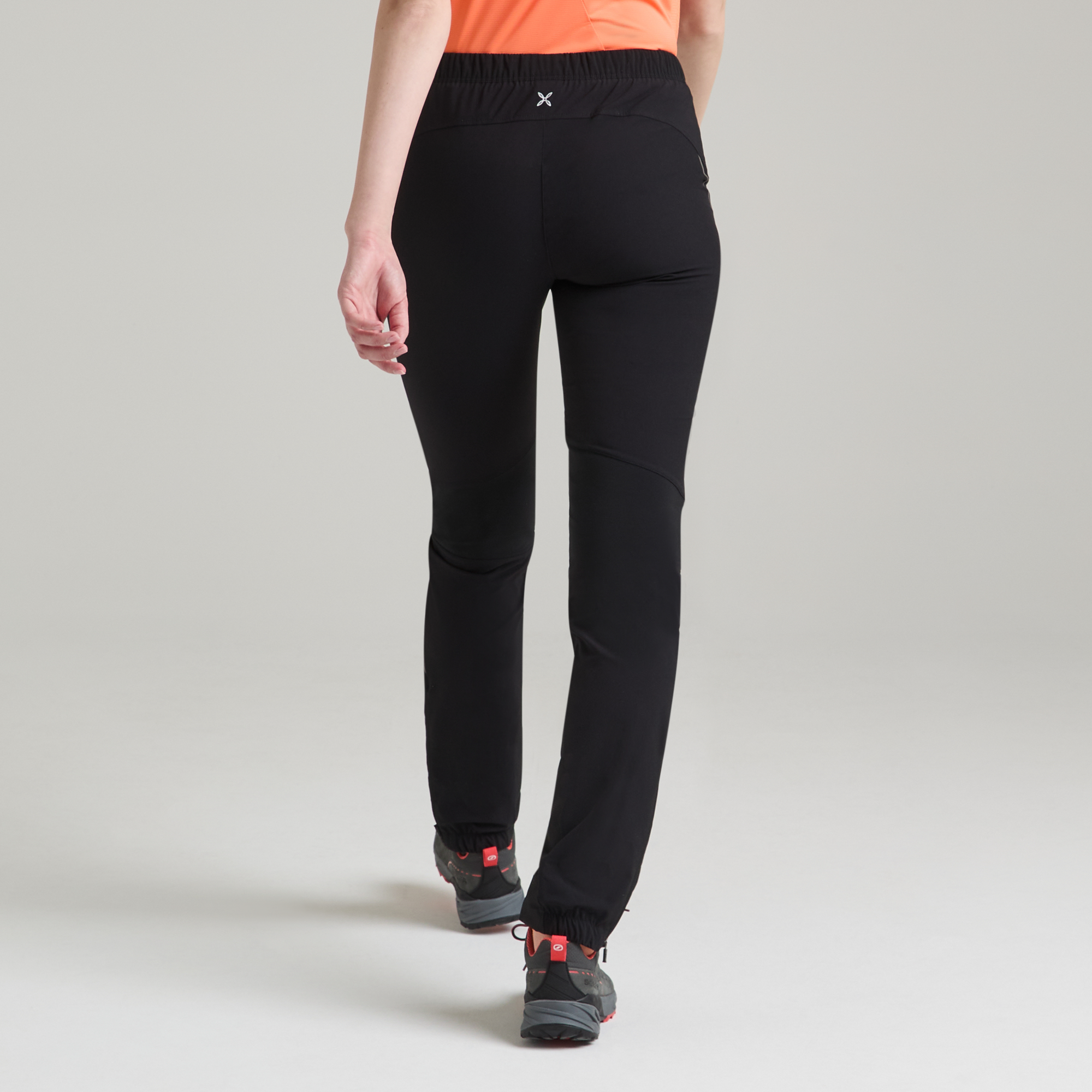 montura-vertigo-light-3-pants-donna-pantaloni-alpinismo-windstopper image 8