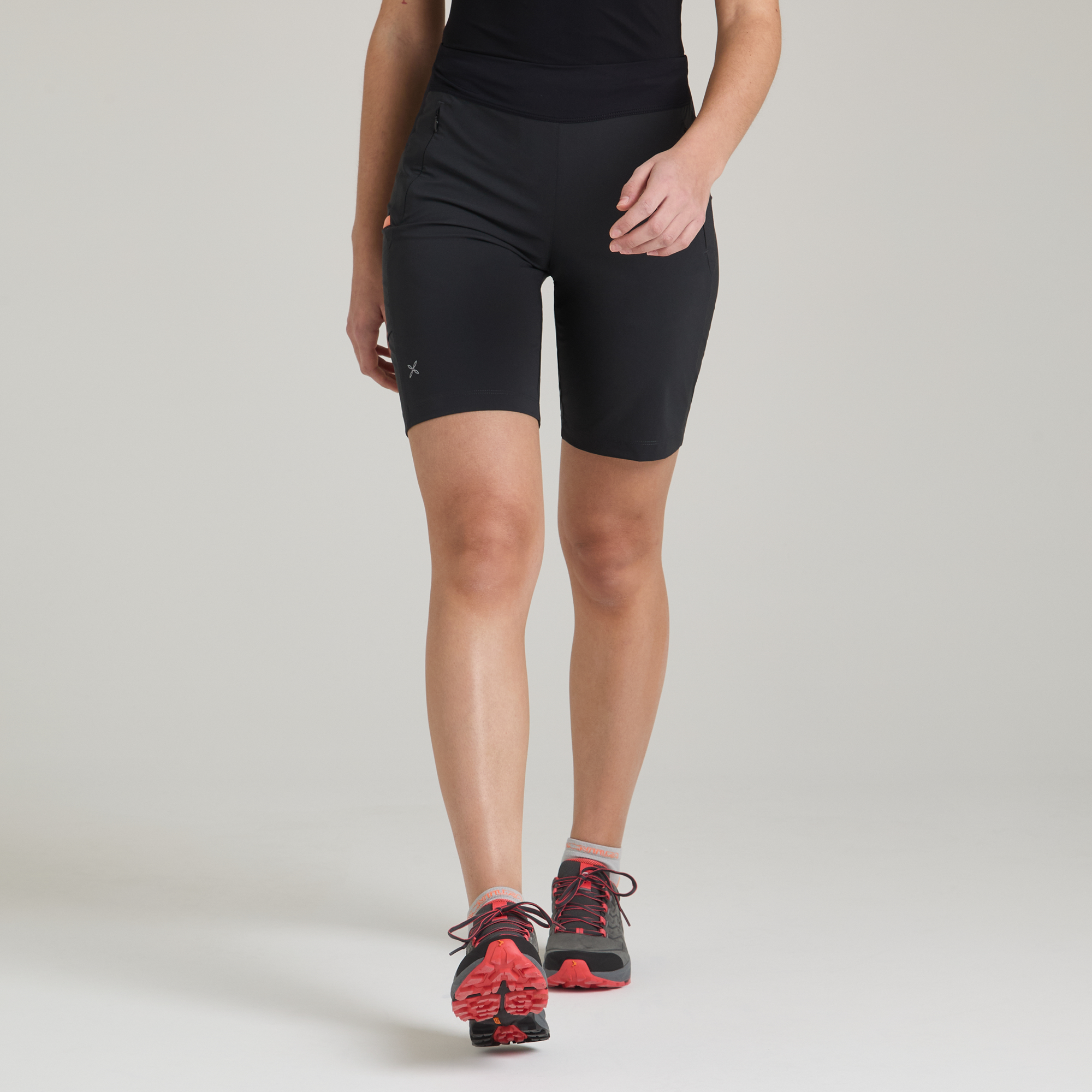 montura-stretch-shape-bermuda-donna-trekking image 5