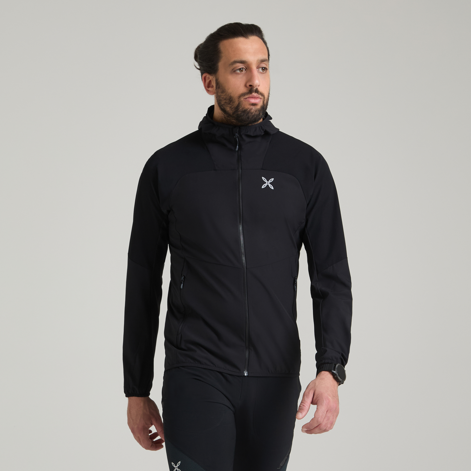 montura-rise-hooded-jacket-giacca-antivento-leggera-con-cappuccio image 8