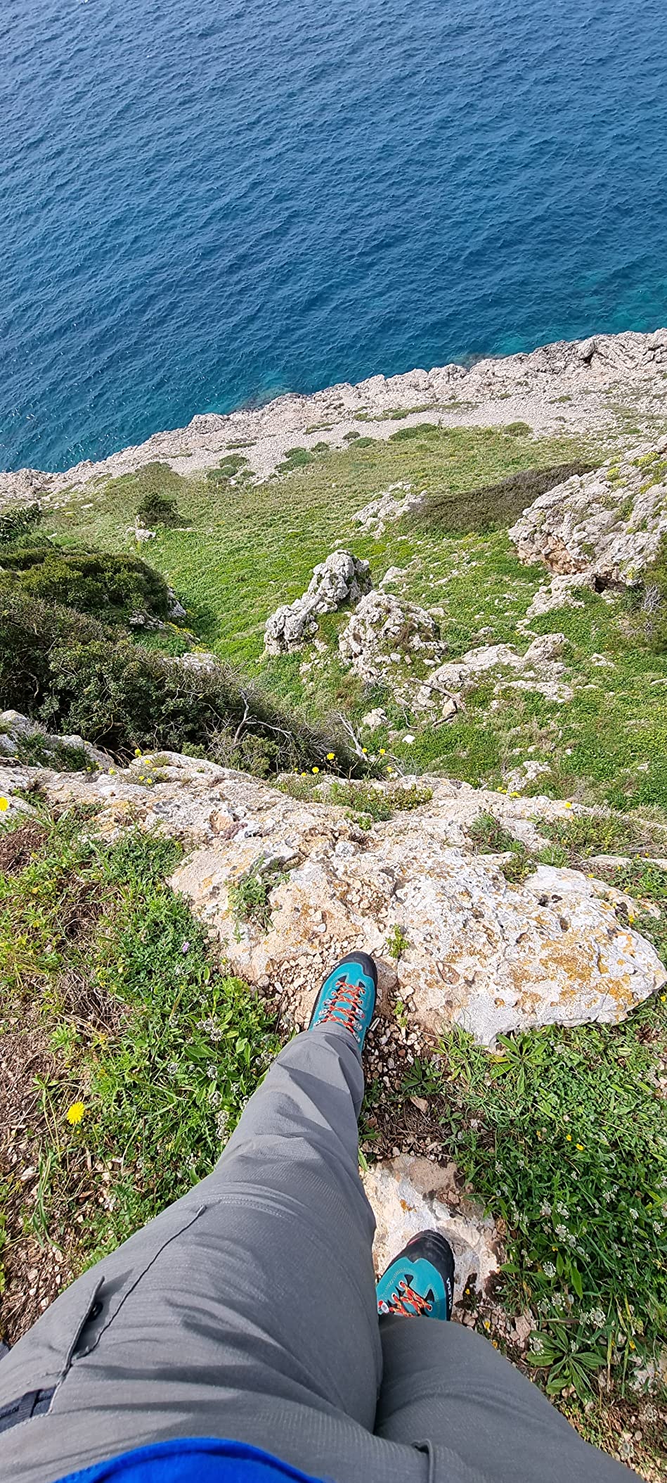 Una roccia ai piedi