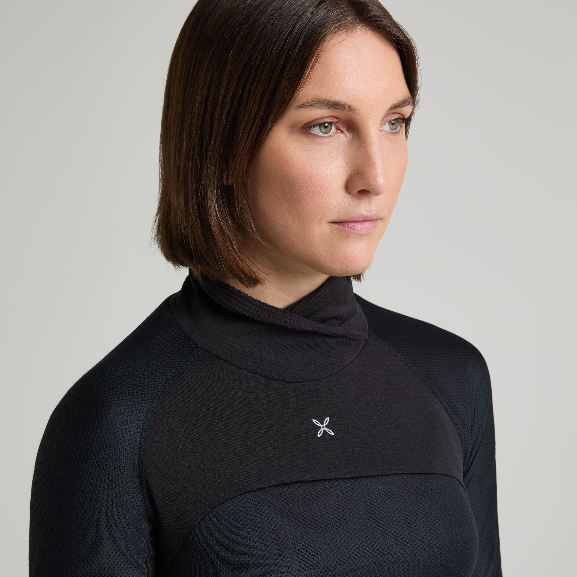 montura-vertigo-octa-high-neck-woman-maglia-termica-donna image 8